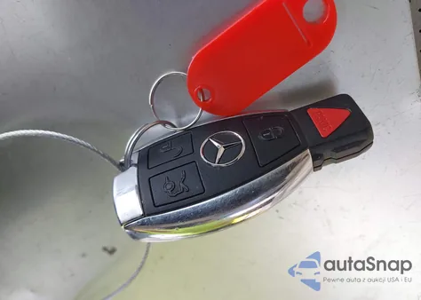 2016 Mercedes-Benz C 300 4Matic/Luxury 4Matic/Sport 4Matic from USA, damaged, VIN WDDWF4KB0GR144738